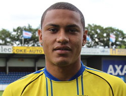 Umut'un yerine Henrique