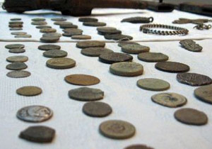 Tarihi eser satıcıları yakalandı