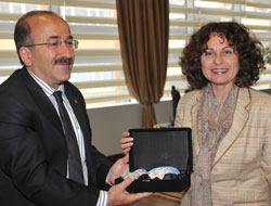 Çek konsolos'tan belediye ziyareti