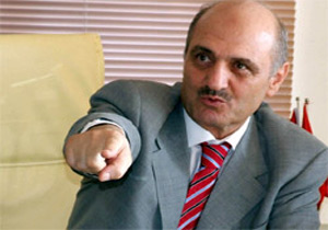 Bayraktar: Parti ayrımı yapmıyoruz