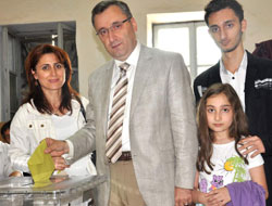 MHP'li Halil Memiş oyunu kullandı