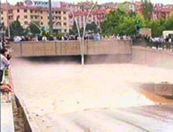 Başkent'te hayatlar felç oldu