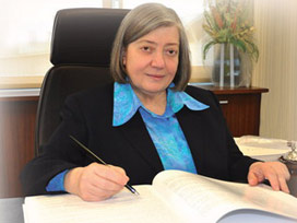 Bakır: Daha fazla kadın vekil olmalı