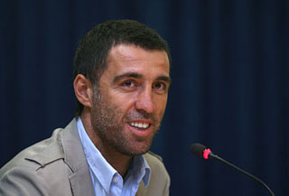 Hakan Şükür'ün haberi yok