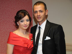 Esma ve Burak'tan evlilik adımı!