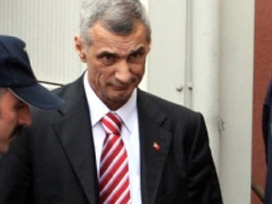 Engin Alan'a 2. şok!