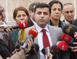 Demirtaş'tan yeni parti açıklaması