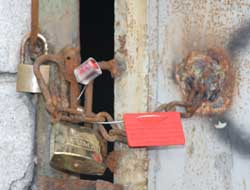 Emniyet Müdürlüğü mühürlendi!