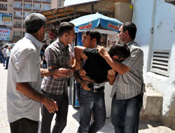 Elazığ'da BDP binasına saldırı!