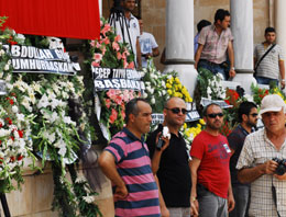 Erdoğan'ın çelengine koruma!