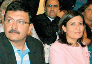 Nimet Baş eşinden niye ayrıldı?