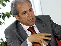 AKP'de istifa üstüne istifa