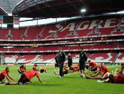 Stadyumda kapılar kaçta açılıcak