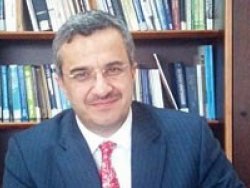 İlk Bakan yardımcısı 7 çocuklu prof