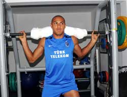 Henrique'ye nazar değdi!