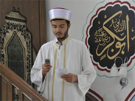 İmam cemaati şaşırttı!