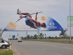 Karayolları EYOF'u söktürüyor