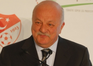 Aydınlar'a Şener'den yanıt