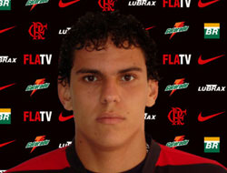 Trabzonspor'a Brezilya'dan stoper