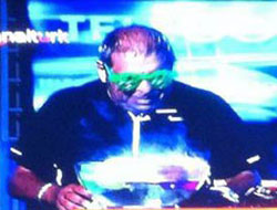 Erman Toroğlu ruh çağırdı!