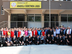 Of'ta AÖL sevinci yaşandı