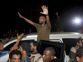 Kaddafi güçleri NATO'yu şaşırttı