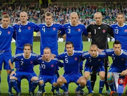 Cech'li Slovakya play-off'ta yok!