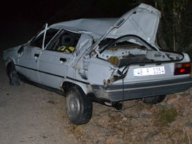 Düğün yolunda feci kaza: 2 ölü