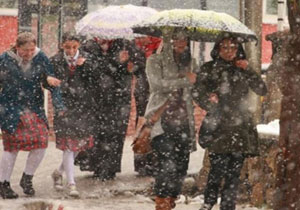 Marmara Bölgesi'ne ilk kar düştü!