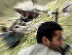 PKK'dan polis aracına saldırı