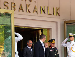 Başbakanlık'ta kritik görüşme bitti