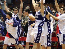 Efes enfes bir açılış yaptı!