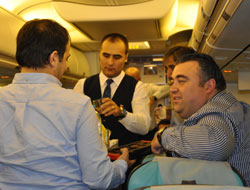 Trabzon'a eski yöneticiden jest