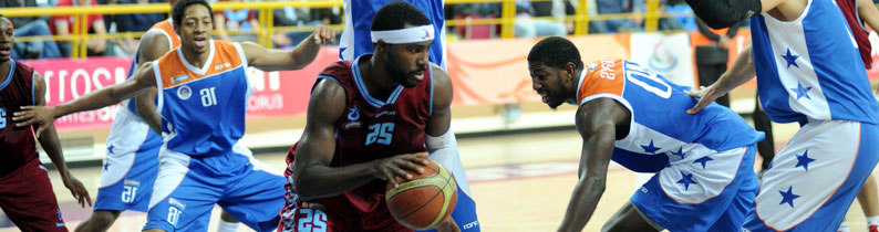 TS Basket maçında skandal!