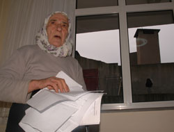 Emine nine haklarından geldi!