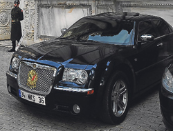 Saltanat tuğralı araç ödünçmüş