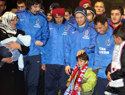 Oğuz'dan Trabzonspor'a ziyaret!