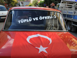 Tüplü ve öfkeli!