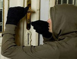 Hırsızlar İş başında!