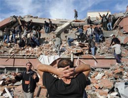 Van'da yine korkutan deprem