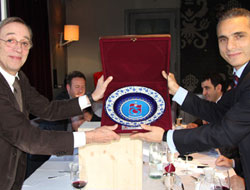 Lille'den Trabzonspor'a yemek