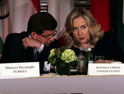 Davutoğlu Clinton'la görüştü!