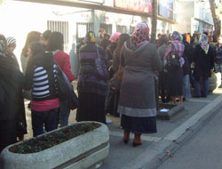 Bayan taraftarlardan TS'ye destek