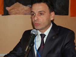 AK Parti Maçka'da kongre