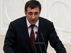 Bakan'ın uçağına bomba ihbarı