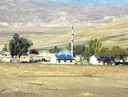 Camii'de silahlı çatışma!