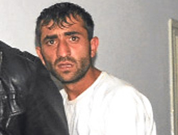 Oğlunun önünde eşini doğradı