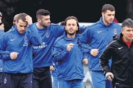 Olcan Adın'dan mutlusu yok!