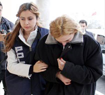 Kürtaj operasyonunda 4 gözaltı!