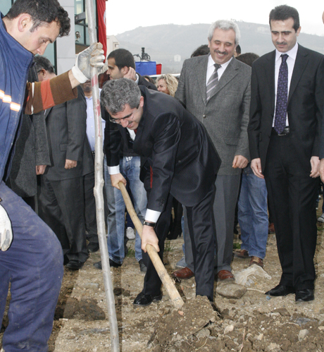 Mezunlardan KTÜ'de hatıra ormanı